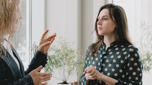 7 compliments that secretly reveal resentment or control, according to psychology