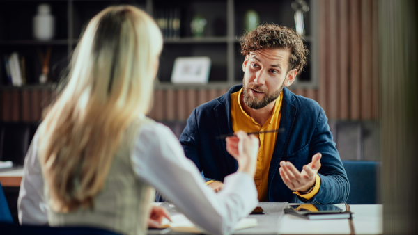 9 subtle phrases master manipulators use—according to psychologists