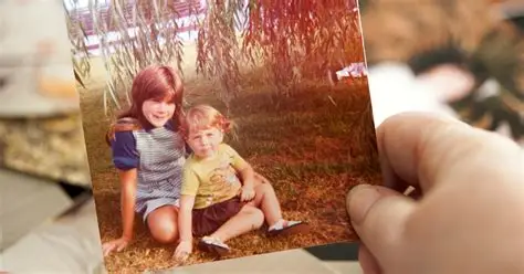 Psychology Says the 1960s and 70s Accidentally Produced One of the Most Emotionally Durable Generations in Modern History – Not Through Better Parenting But Through Benign Neglect That Forced…