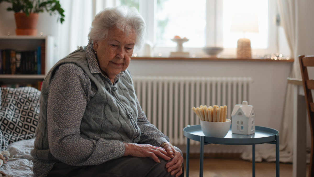 Psychologists say people who isolate themselves as they age share these 7 hidden fears