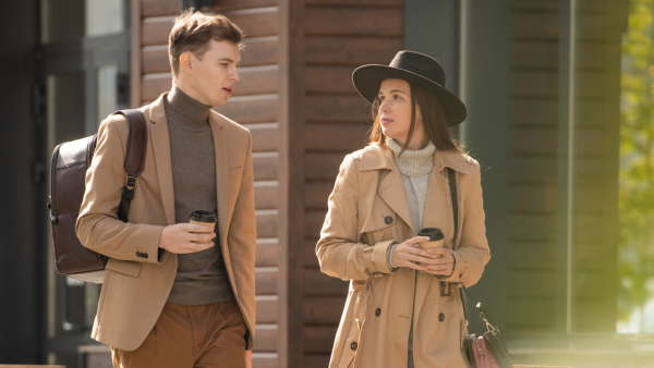 8 behaviors of men who are secretly intimidated by successful women, according to psychology