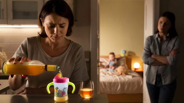Doctors warn against this popular bedtime drink: parents praising its ‘natural’ benefits face a shocking hidden risk that splits households and experts alike