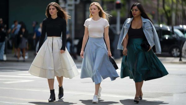 Forget the denim skirt: this ultra‑flattering skirt is already the biggest trend of spring 2026
