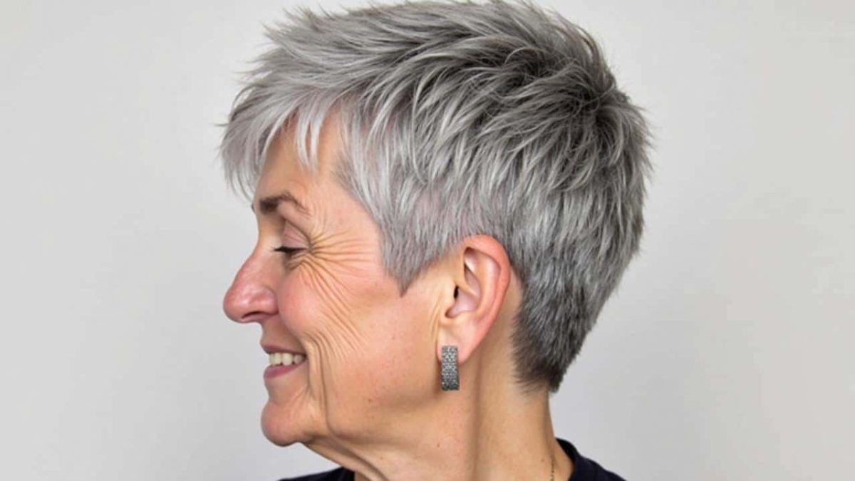 Grey hair after 50: the “micro contour crop” is the shortcut making salt-and-pepper hair look younger
