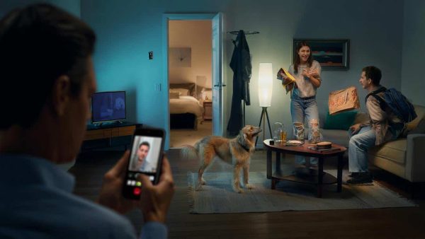 Shocking Betrayal: Trusted Dog Sitter Caught Bringing Strangers Into Client’s Home