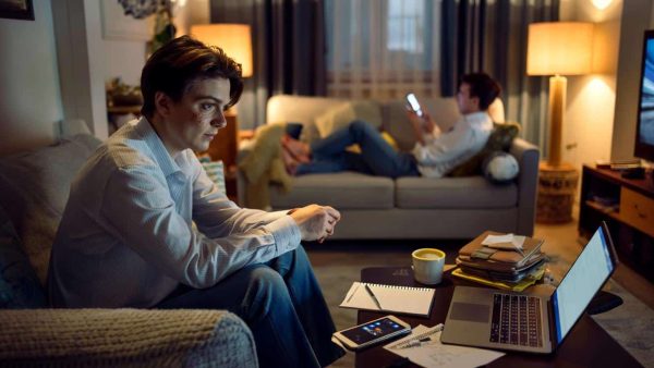 The Shocking Truth About “High-Functioning Codependence”: How the “Capable” Partner Quietly Suffers in Silence