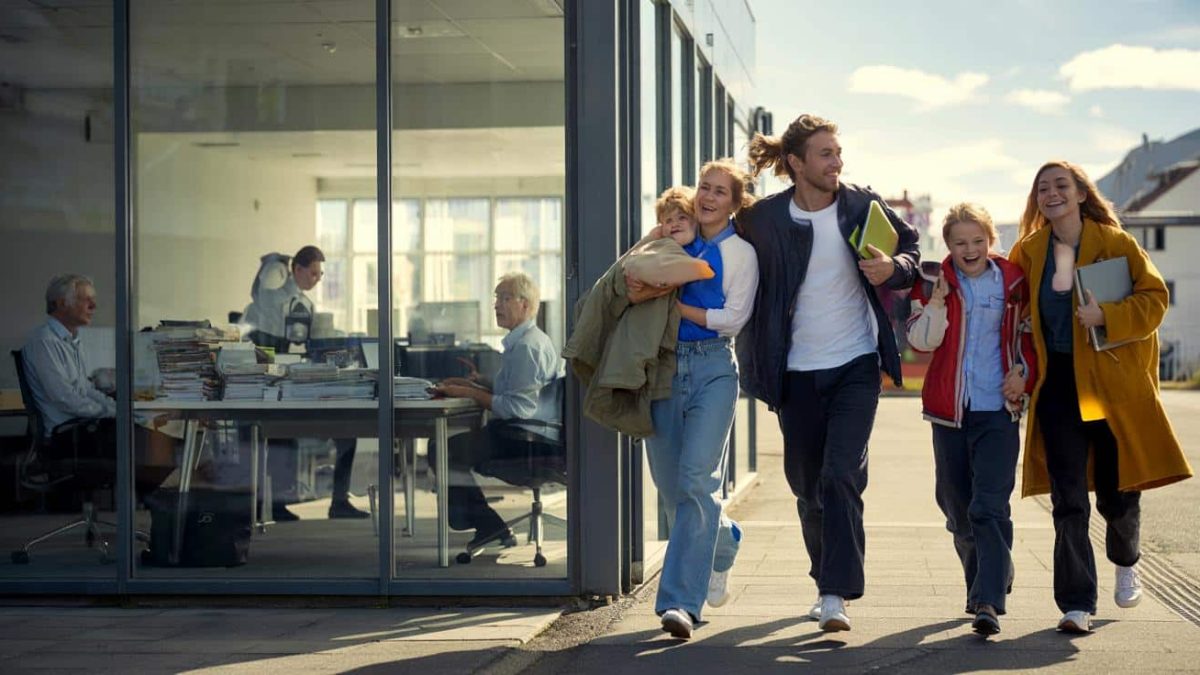 Shocking Revelation: Generation Z Was Right, Boomers Were Wrong as the 4-Day Workweek Transforms Iceland’s Future
