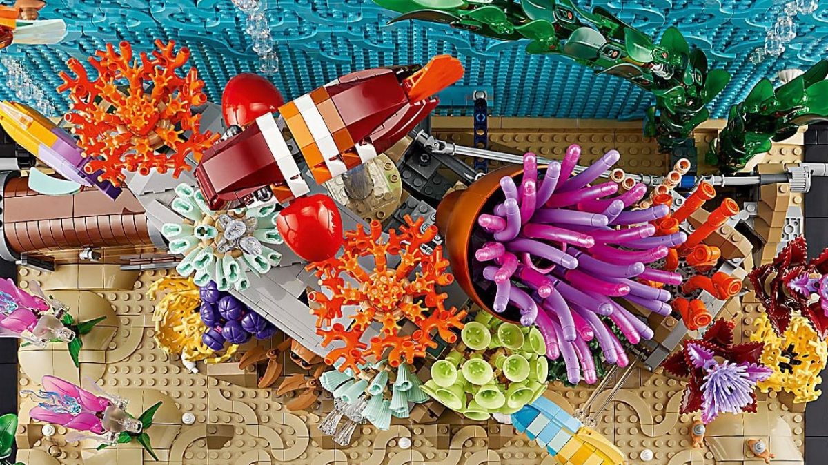 No More Changing Water or Feeding Fish as LEGO Unveils an Impressive 4154-Piece Aquarium Set Designed for Adults