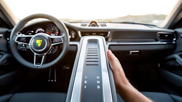 Porsche files wild patent: a gear lever that is both manual and automatic