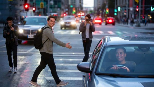 The Surprising Personality Traits Revealed by the “Thank You” Wave: A Fierce Debate on Basic Decency