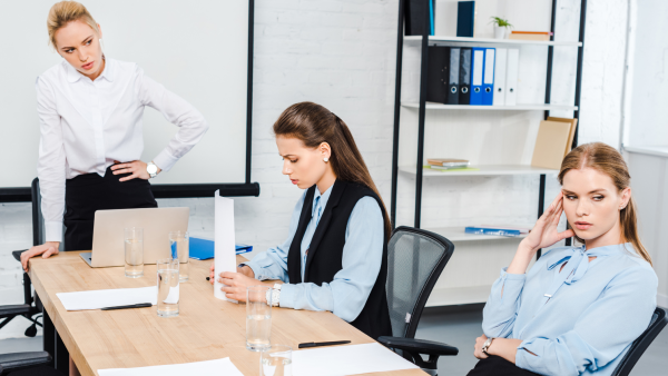 7 subtle signs your presence makes others uncomfortable, according to psychology