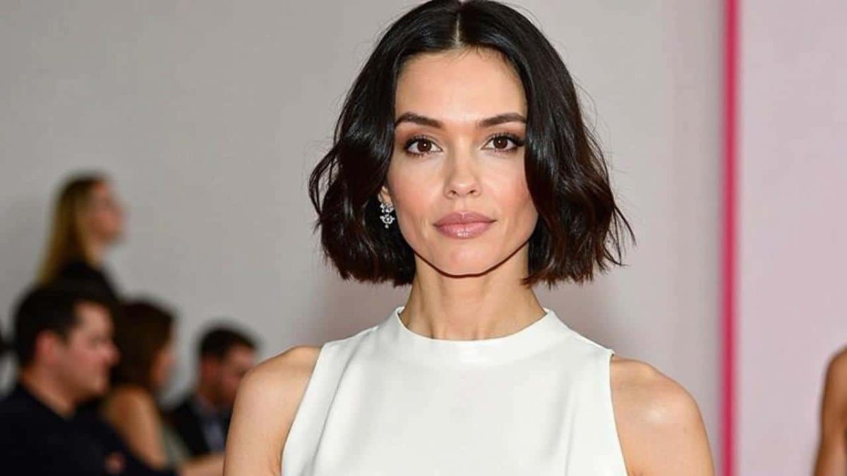 The gloss bob is the it hairstyle for spring 2026 that exposes a harsh truth about beauty standards and aging women