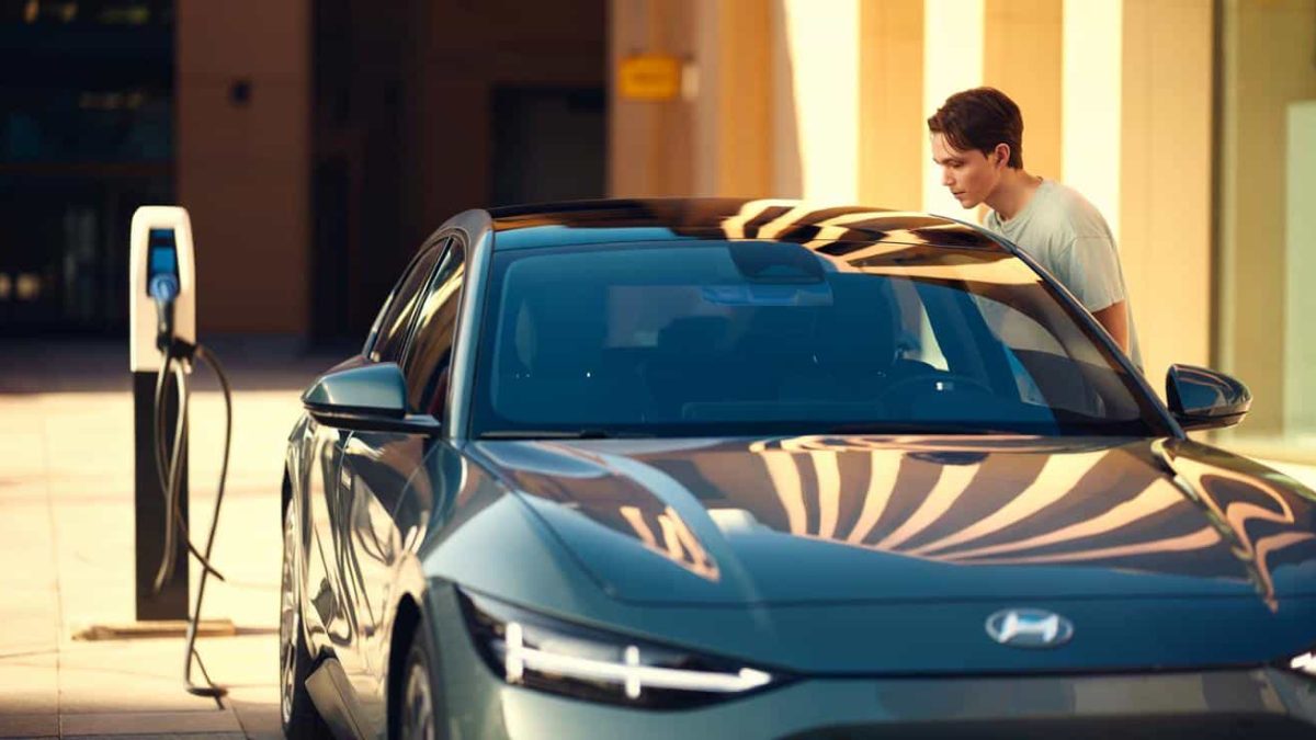 Shocking Revelation: Solar-Powered EVs Provide Far Less Range Than Promised