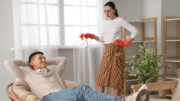 Men who are highly productive at work but lazy at home often display these 8 distinctive traits, according to psychology