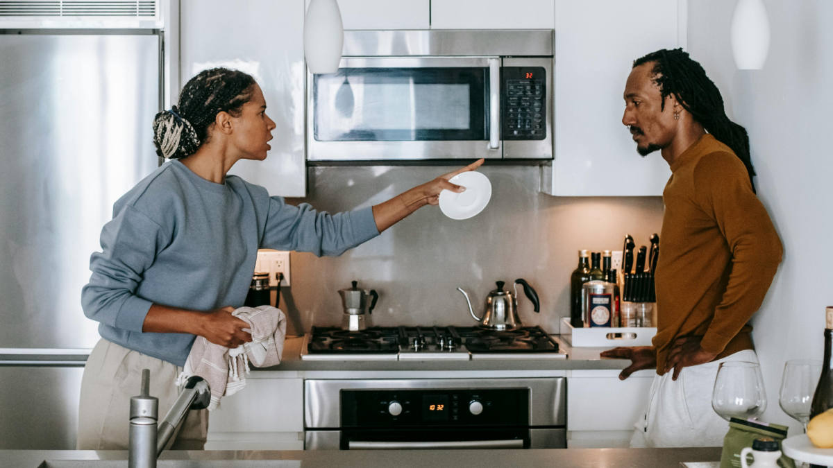 7 low-key traits of women who lack maturity and class, according to psychology