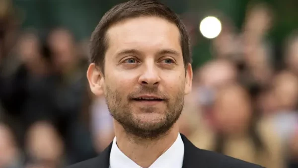 Tobey Maguire Net Worth: Career Highlights, Earnings, And Personal Life