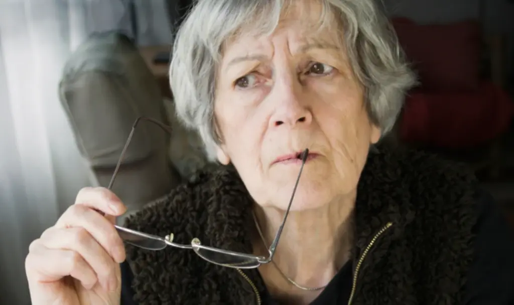 Psychology says people who reach their 60s without close friends aren’t socially deficient — they’re the ones who carried everyone else’s emotional weight for so long that reciprocal friendship started to feel like a foreign concept