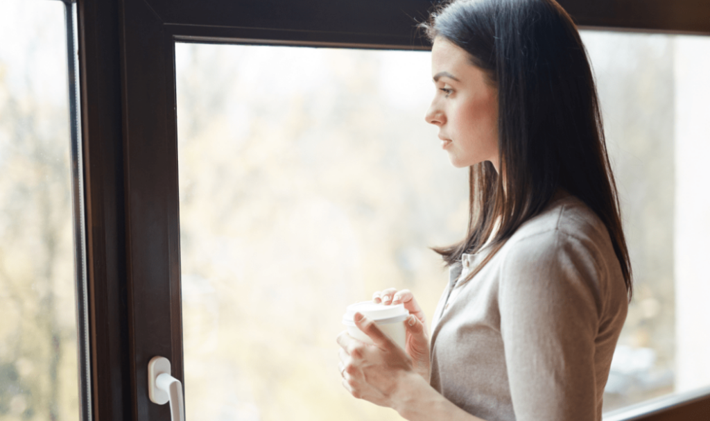 Psychology says people who grow apart from their family as they age aren’t cold or ungrateful – they’re often the ones who finally stopped performing a version of themselves that kept the peace but cost them their identity