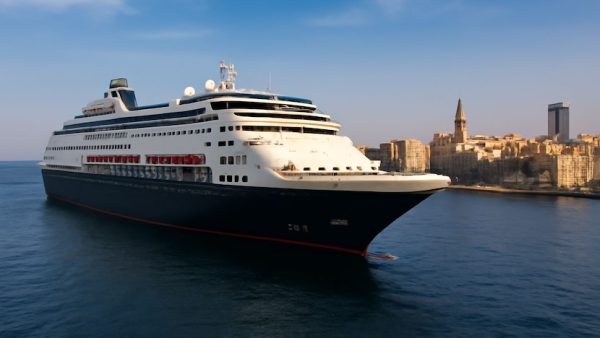 The Shocking Middle East Cruise Crisis That Has the World on Edge