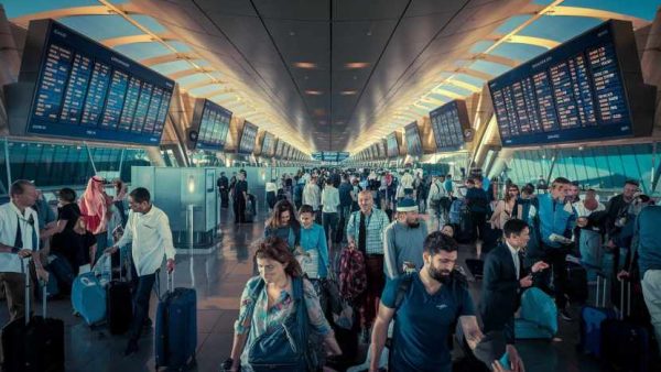 Chaos in the Skies: Over 100 Delays and 34 Flights Grounded Across Saudi Arabia as Major Airlines Suspend Operations