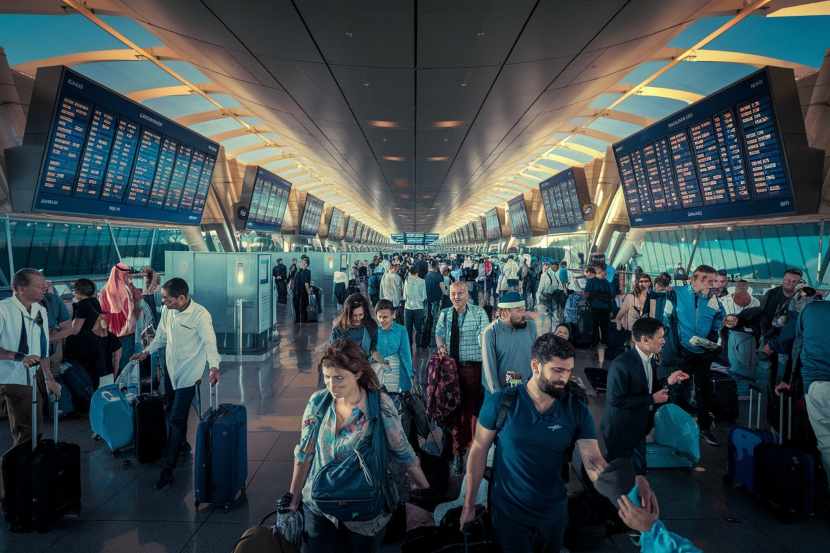 Chaos in the Skies: Over 100 Delays and 34 Flights Grounded Across Saudi Arabia as Major Airlines Suspend Operations