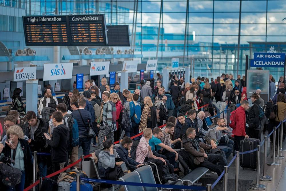 Shocking Revelation: Thousands of Travelers Stranded Across Europe as Top Airlines Cancel Flights and Face Massive Delays