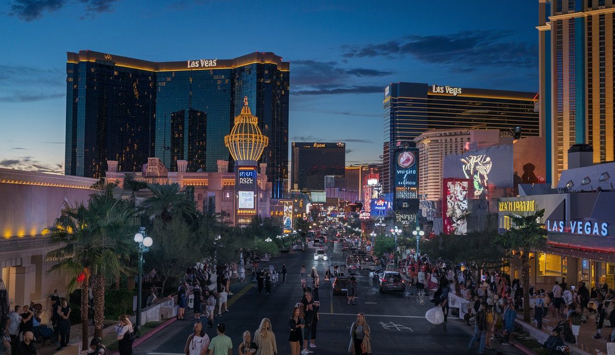 The Shocking Truth About the Tourism Crisis Plaguing NYC, Vegas, and Honolulu in 2026