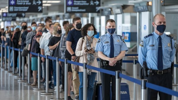 Shocking TSA Delays Cripple US Air Travel – Secrets You Need to Know Now