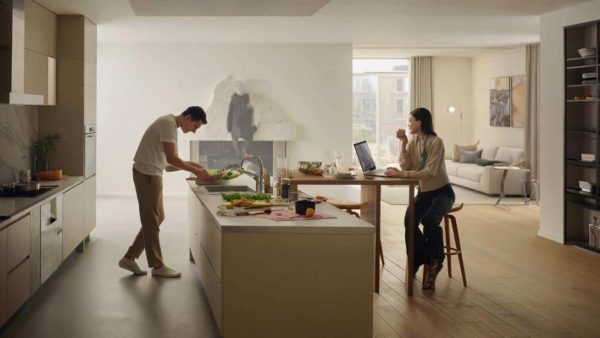 Say Goodbye to the Kitchen Island: The Surprising Rise of the Elegant Kitchen Peninsula