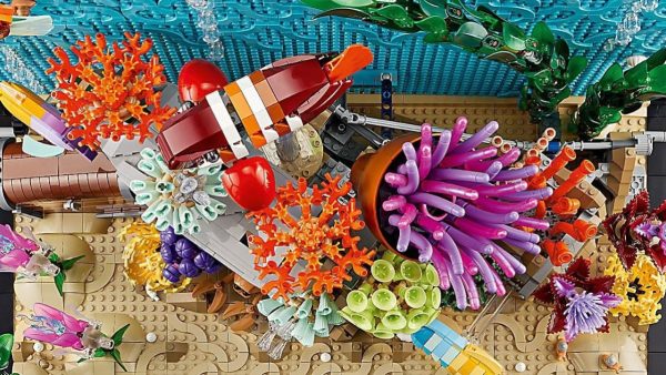 Unleash Your Inner Fish Whisperer: LEGO’s Groundbreaking Aquarium Sets You Free from Aquatic Responsibilities